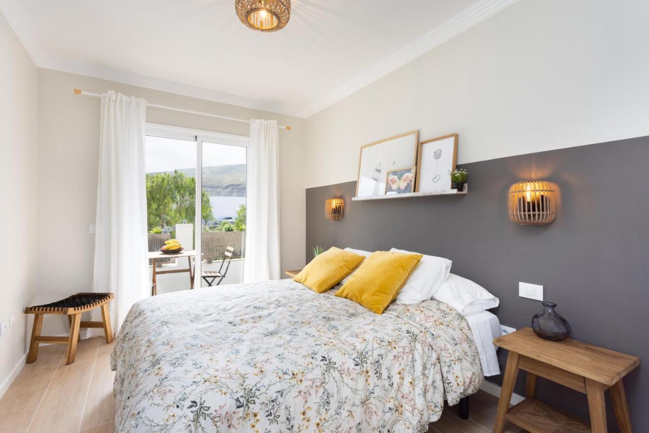 Home2Book Stylish Seaside Apt Puertito De Guimar Bagian luar foto