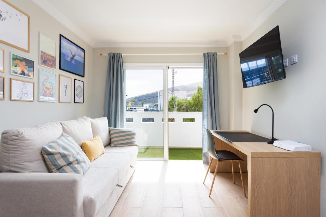 Home2Book Stylish Seaside Apt Puertito De Guimar Bagian luar foto