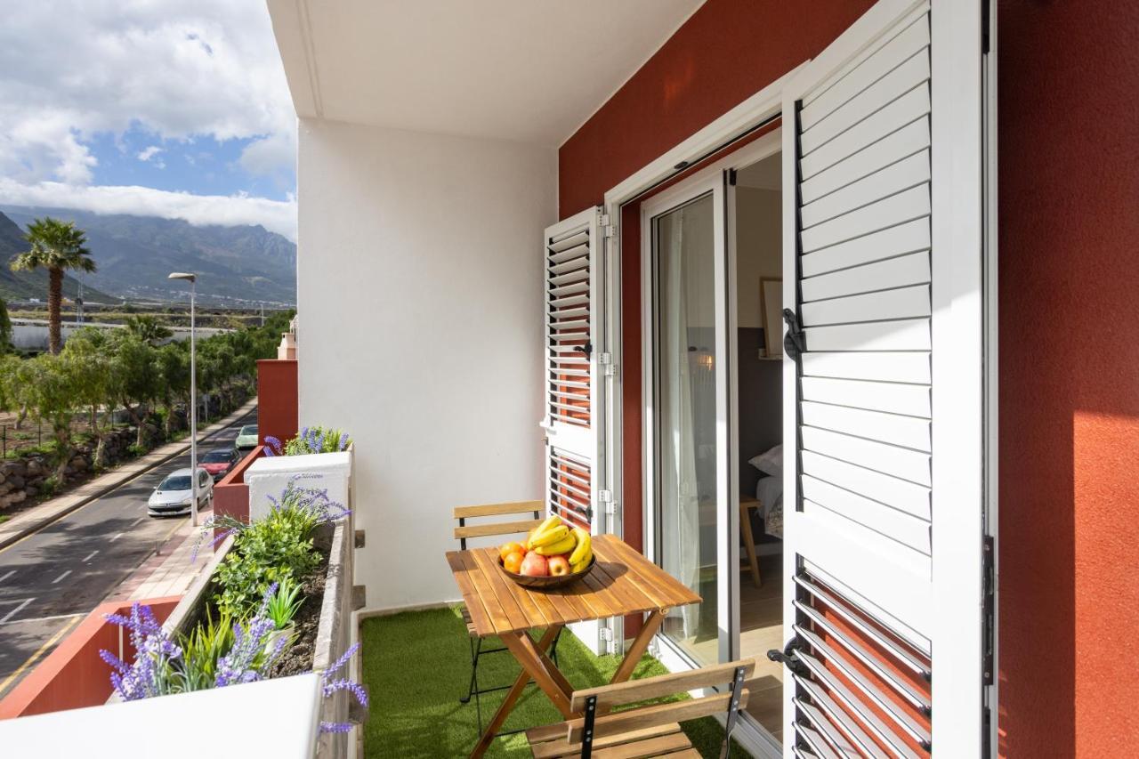 Home2Book Stylish Seaside Apt Puertito De Guimar Bagian luar foto